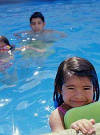 Плавание увеличивает объём лёгких и улучшает общее самочувствие у детей
