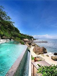Расположенный в Индонезии СПА-курорт Ayana Resort and Spa Bali