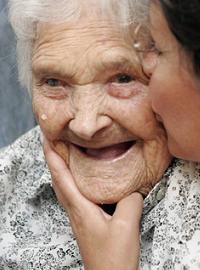 Одна из самых старых женщин планеты, 113-летняя Марии де Жезус, из Португалии