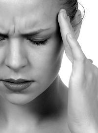 Почему женщины страдают от мигрени чаще?